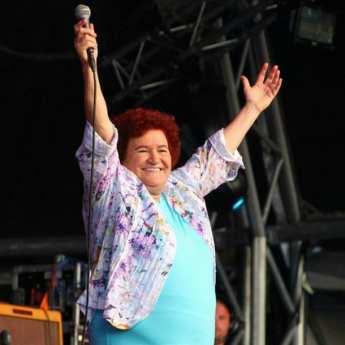 SELDA BAĞCAN